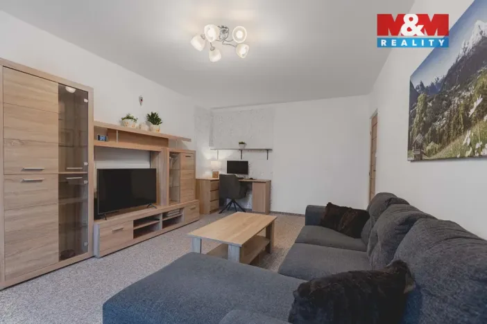 Prodej bytu 4+1, Klatovy - Klatovy III, Pod Hůrkou, 81 m2