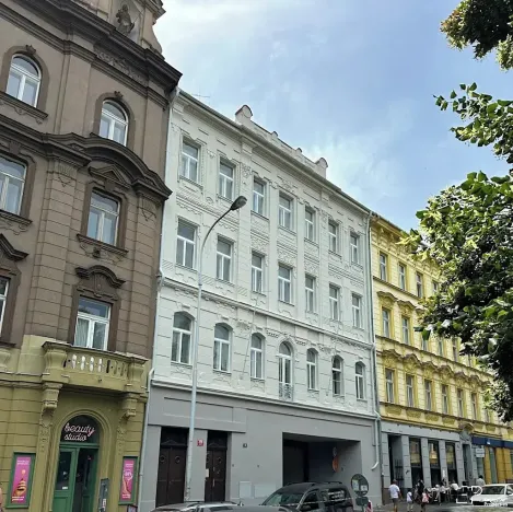 Prodej činžovního domu, Praha - Smíchov, Arbesovo náměstí, 930 m2