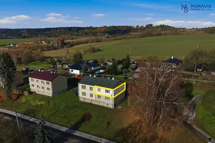 Prodej bytu 3+1, Maletín, 56 m2