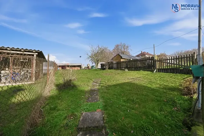 Prodej bytu 3+1, Maletín, 56 m2