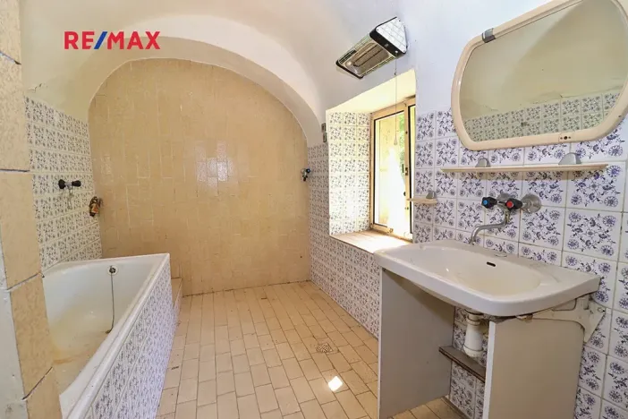 Prodej rodinného domu, Kostelec u Heřmanova Městce, 415 m2