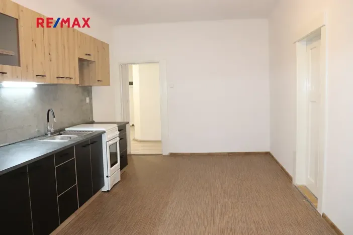 Prodej bytu 1+1, Plzeň, Jablonského, 52 m2