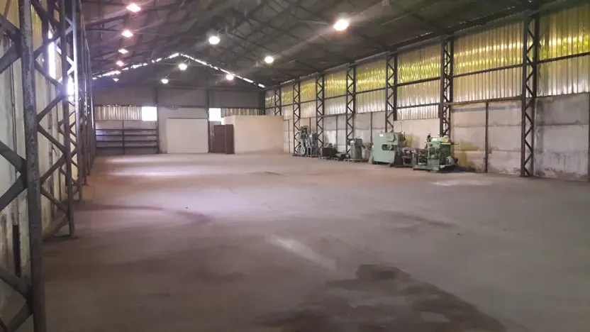 Pronájem skladu, Pardubice, 712 m2