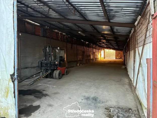 Pronájem skladu, Slapy, 1244 m2