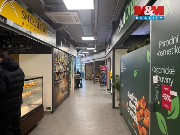 Pronájem obchodního prostoru, Hradec Králové - Třebeš, Ve Stromovce, 17 m2