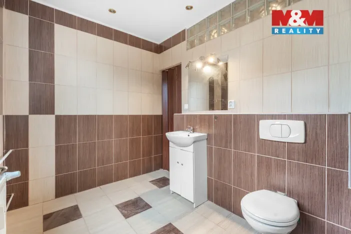 Prodej bytu 2+1, Most, Hutnická, 55 m2