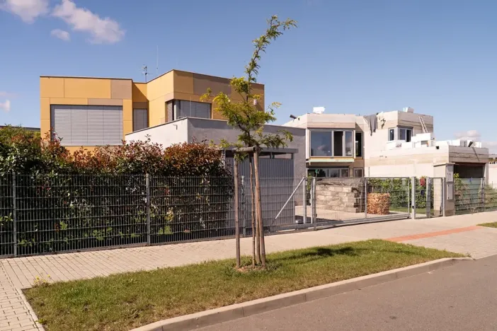 Prodej vily, Praha - Horní Počernice, Krotitelů, 197 m2