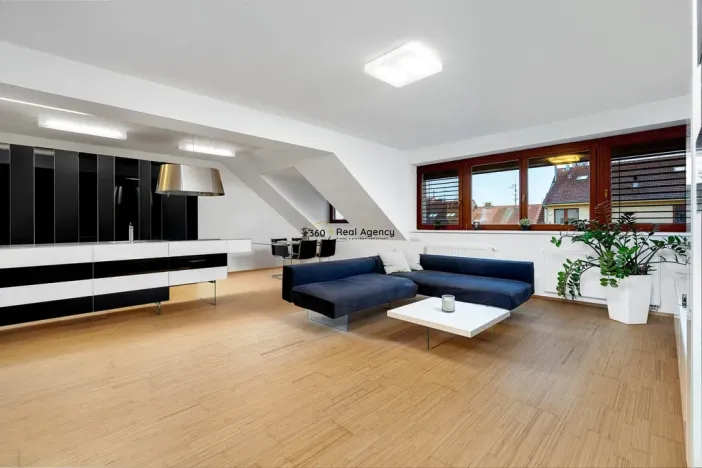 Prodej bytu 4+kk, České Budějovice - České Budějovice 3, Skuherského, 99 m2