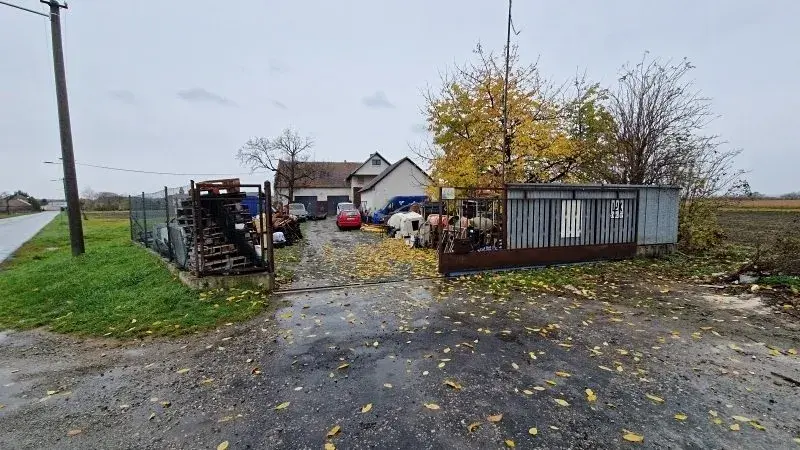 Prodej výrobních prostor, Ladná, Masarykova, 286 m2