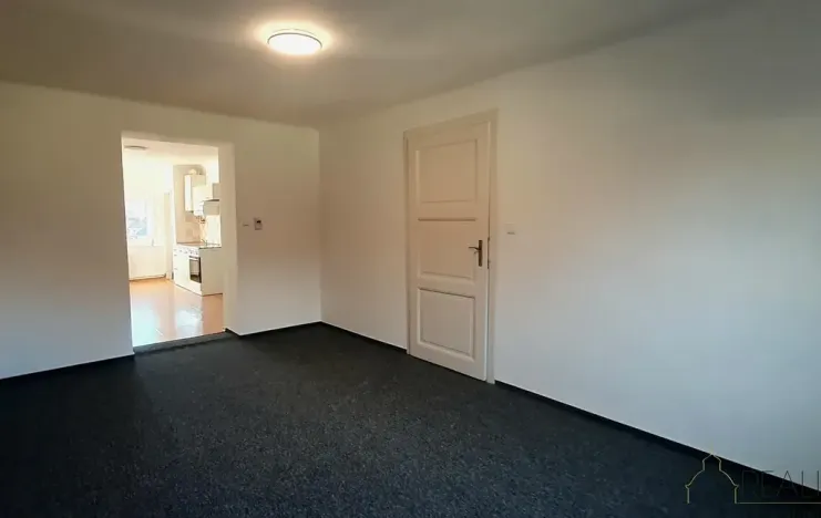 Pronájem bytu 2+1, Hořovice, 9. května, 65 m2