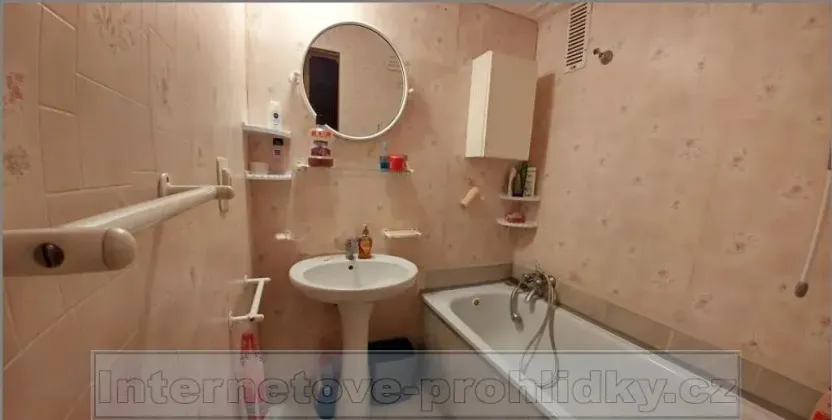 Pronájem pokoje, Praha - Prosek, Prosecká, 22 m2