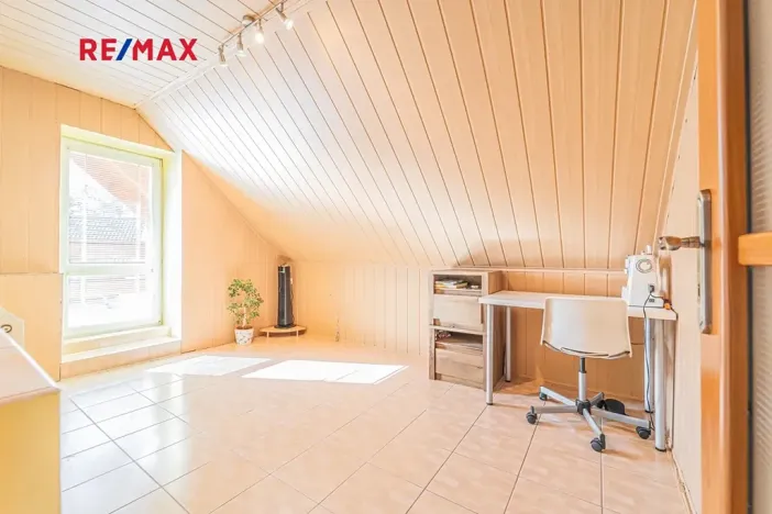 Prodej rodinného domu, Svinařov, Za Křenovkou, 160 m2