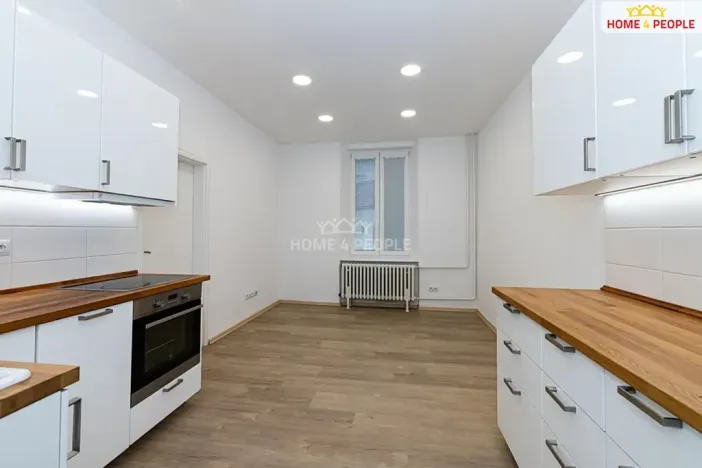 Prodej bytu 2+kk, Praha - Libeň, Novovysočanská, 37 m2