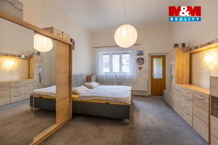 Prodej činžovního domu, Louny, Karlova, 193 m2