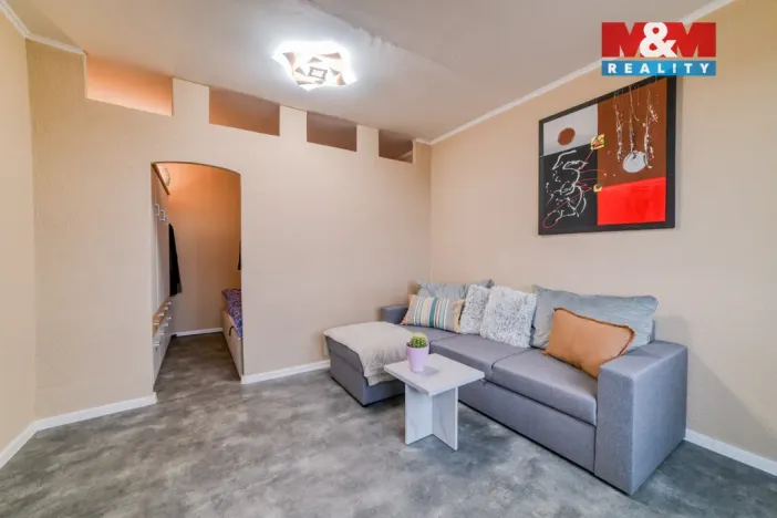 Prodej bytu 1+1, Planá, Fučíkova, 39 m2