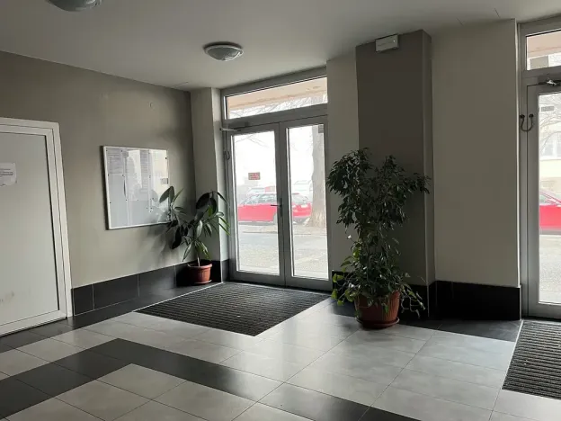 Pronájem bytu 1+1, Praha - Záběhlice, Zvonková, 50 m2