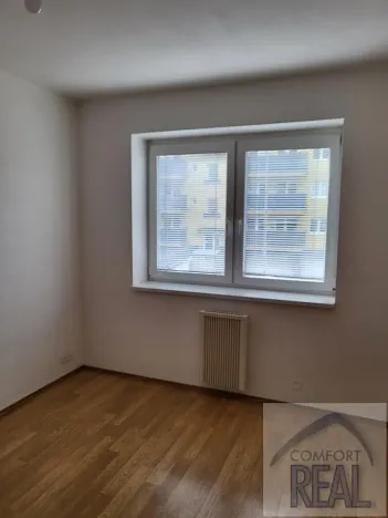 Pronájem bytu 2+kk, Brno, Nachová, 40 m2