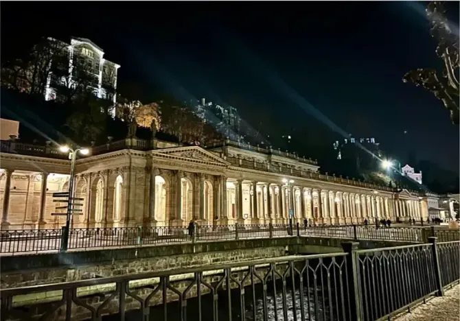 Prodej bytu 2+kk, Karlovy Vary, Vřídelní, 58 m2