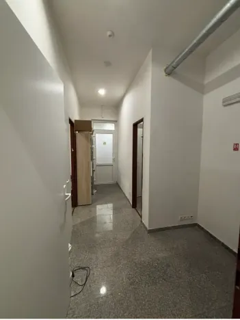 Prodej obchodního prostoru, Karlovy Vary, Sokolovská, 143 m2