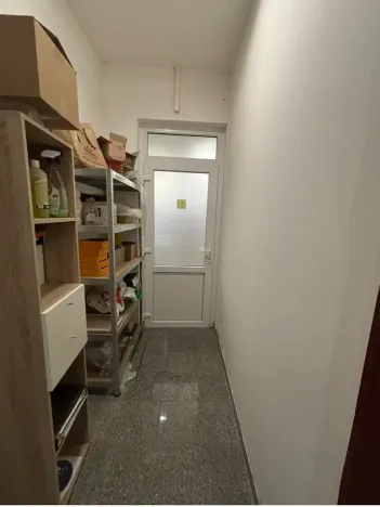 Prodej obchodního prostoru, Karlovy Vary, Sokolovská, 143 m2