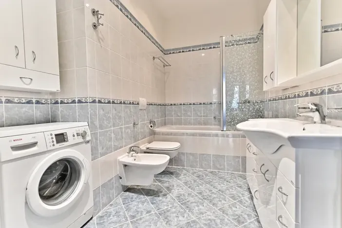 Prodej bytu 3+1, Karlovy Vary, Krále Jiřího, 105 m2