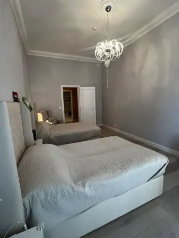 Prodej bytu 3+kk, Karlovy Vary, Divadelní náměstí, 147 m2