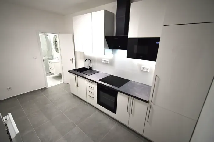 Prodej kanceláře, Praha - Nusle, U družstva Ideál, 47 m2