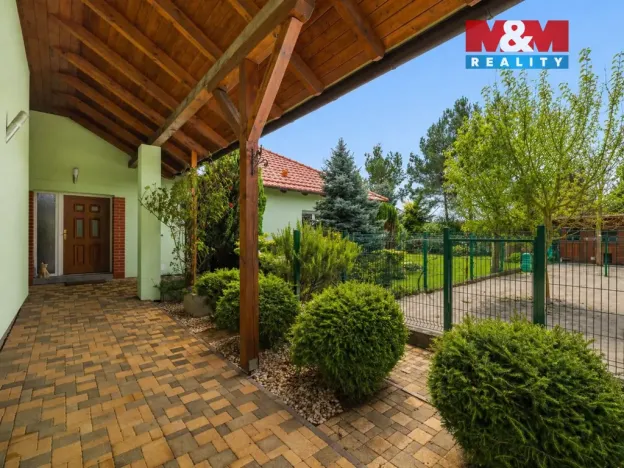 Prodej rodinného domu, Sadská, Karla Viky, 138 m2