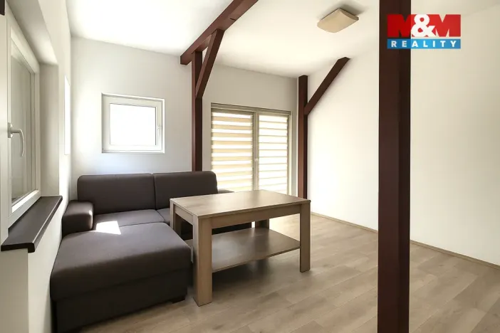Pronájem rodinného domu, Velemyšleves, 62 m2
