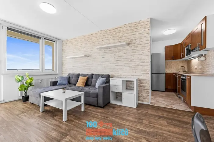 Pronájem bytu 2+kk, Praha - Stodůlky, Husníkova, 43 m2