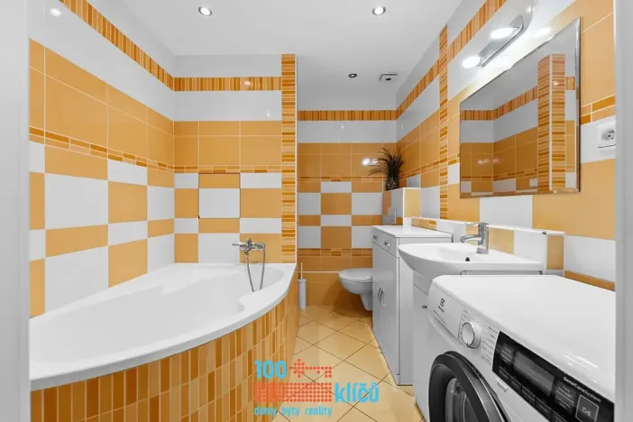 Pronájem bytu 2+kk, Praha - Stodůlky, Husníkova, 43 m2