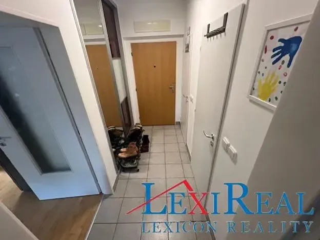 Prodej bytu 2+kk, Hostivice, B. Němcové, 44 m2