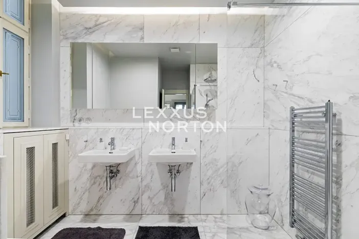 Pronájem bytu 3+1, Praha - Josefov, Břehová, 142 m2