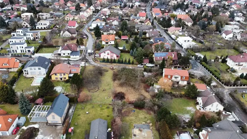 Prodej pozemku pro bydlení, Praha - Újezd nad Lesy, Chotouchovská, 1392 m2