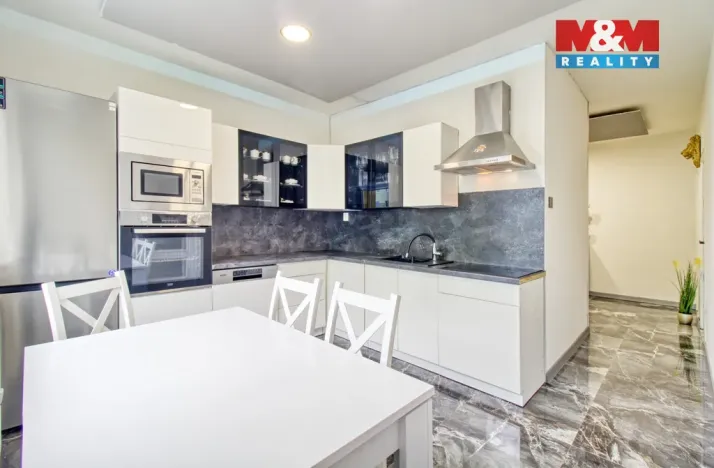 Prodej bytu 2+1, Jirkov, Alešova, 60 m2