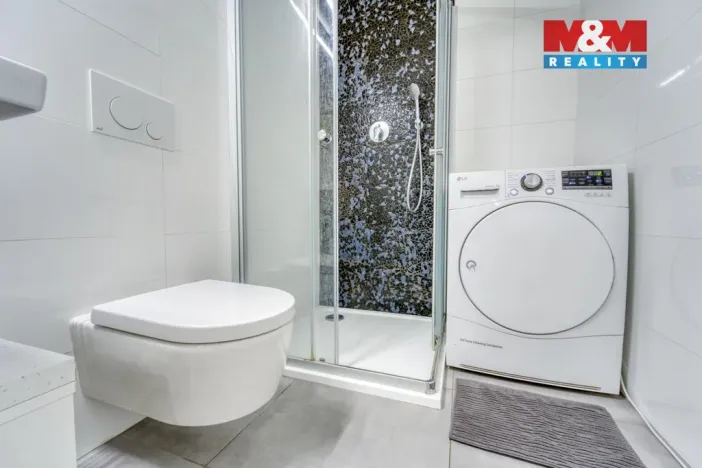 Prodej bytu 1+kk, Praha - Vinohrady, Římská, 35 m2