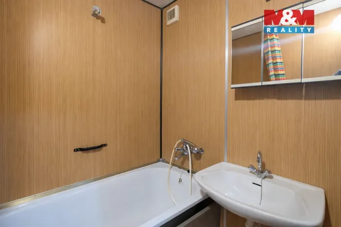 Prodej bytu 3+1, Praha - Vinoř, Uherská, 70 m2