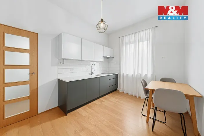 Prodej bytu 1+1, Děčín - Děčín VI-Letná, Želenická, 38 m2