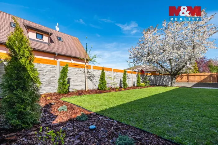 Prodej rodinného domu, Struhařov, V Domcích, 254 m2