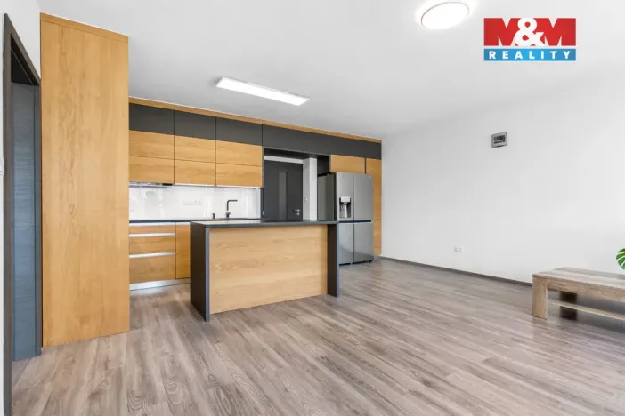 Pronájem bytu 3+kk, Bělá pod Bezdězem, Masarykovo náměstí, 100 m2