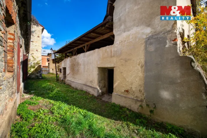 Prodej obchodního prostoru, Polička - Polička-Město, Komenského, 476 m2