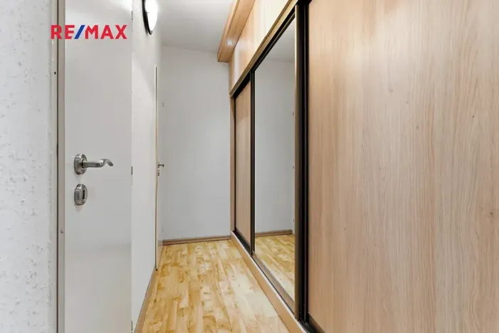 Prodej bytu 3+kk, Praha - Prosek, Vysočanská, 68 m2