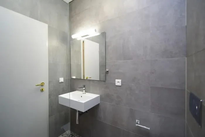 Pronájem kanceláře, Praha - Smíchov, Štefánikova, 70 m2