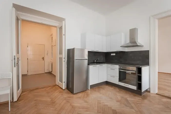 Pronájem bytu 2+kk, Praha - Nové Město, Lípová, 61 m2