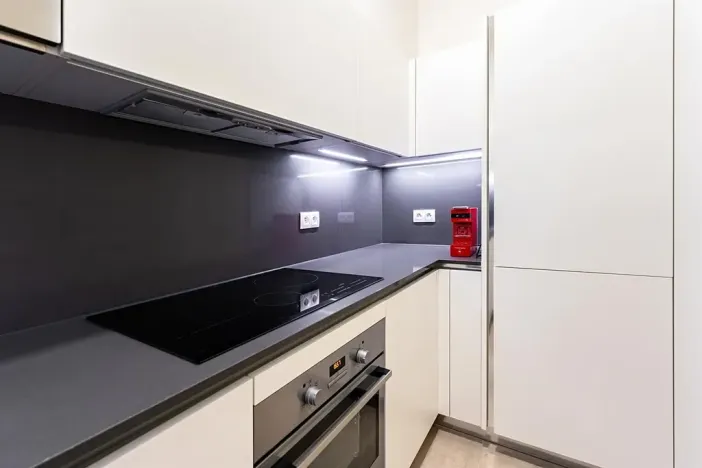 Pronájem bytu 3+1, Praha - Nové Město, Bolzanova, 93 m2