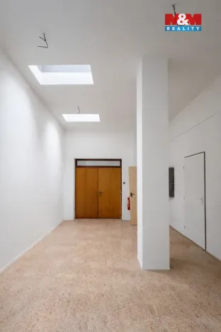 Pronájem obchodního prostoru, Louny, Školní, 74 m2