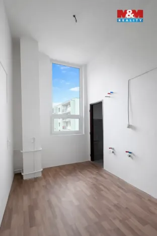 Pronájem obchodního prostoru, Louny, Školní, 74 m2