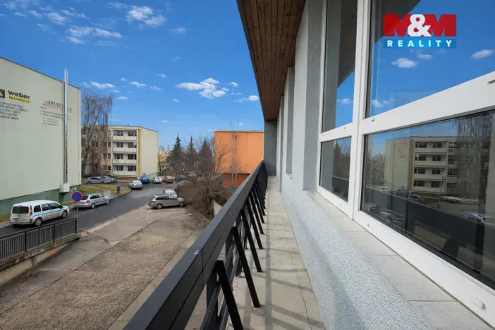 Pronájem obchodního prostoru, Louny, Školní, 74 m2