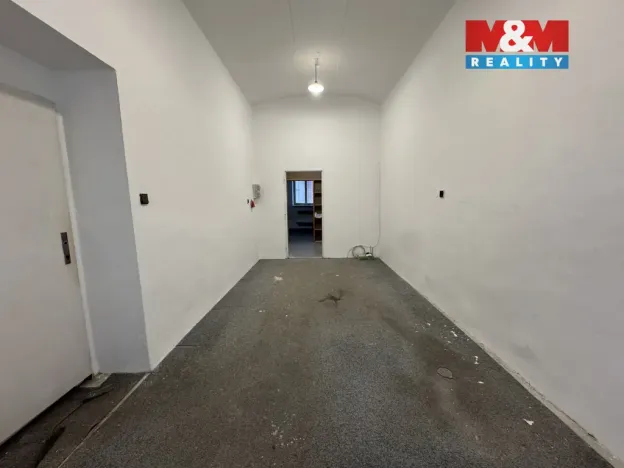 Pronájem kanceláře, Chrudim - Chrudim II, Široké schody, 31 m2