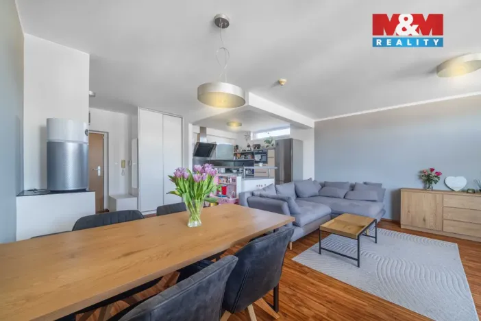 Prodej bytu 4+kk, Králův Dvůr, 89 m2